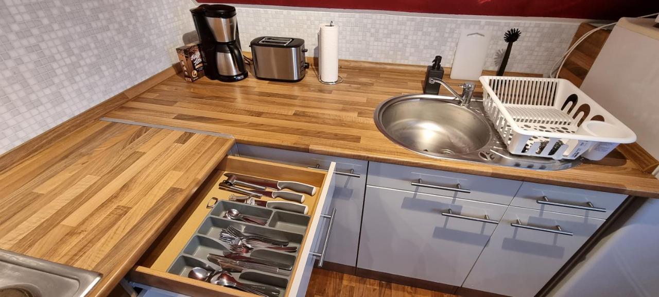 Suesse Kleine Ferienwohnung ピルナ エクステリア 写真