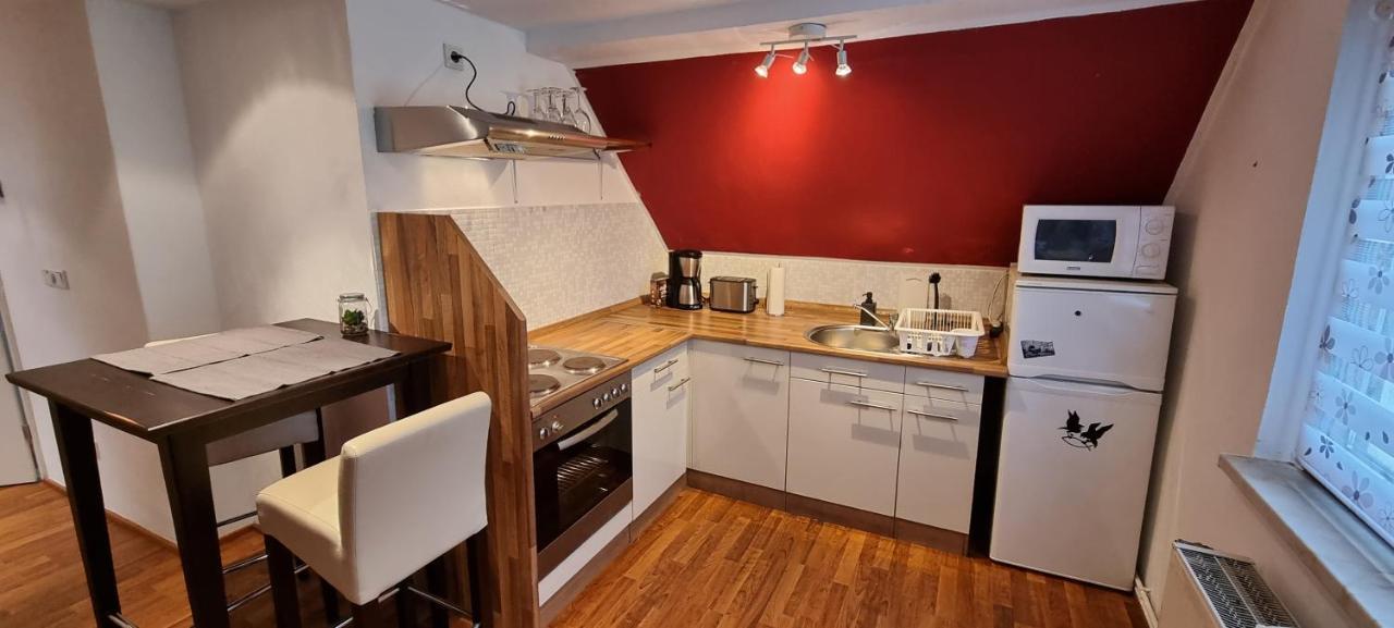 Suesse Kleine Ferienwohnung ピルナ エクステリア 写真