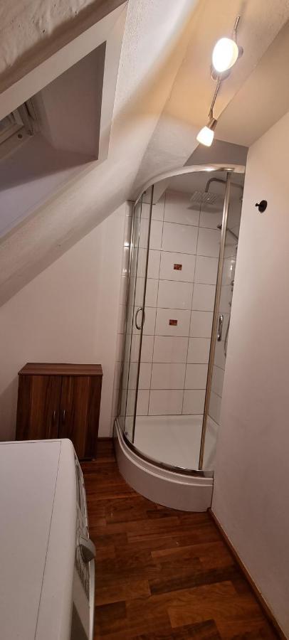 Suesse Kleine Ferienwohnung ピルナ エクステリア 写真