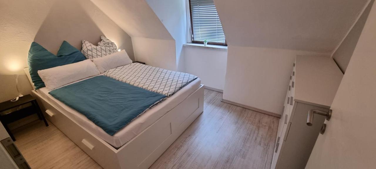 Suesse Kleine Ferienwohnung ピルナ エクステリア 写真